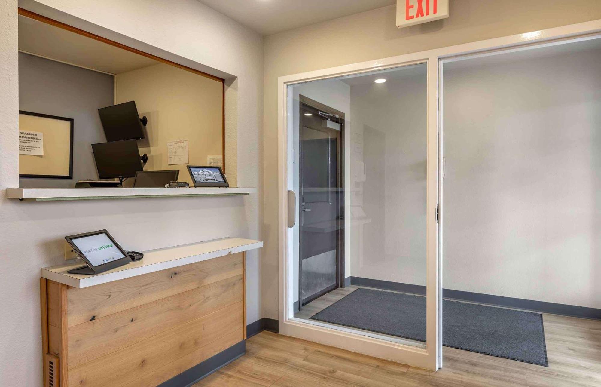 Extended Stay America Select Suites - Wichita - North Exteriör bild