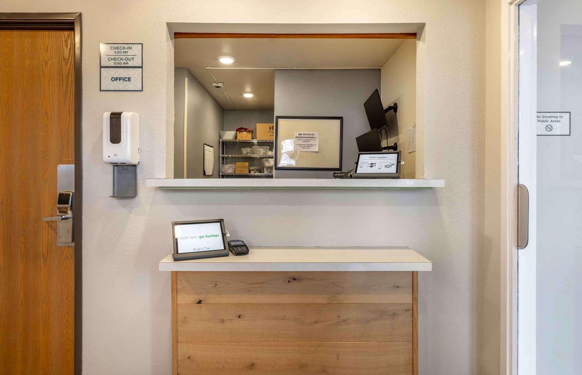 Extended Stay America Select Suites - Wichita - North Exteriör bild