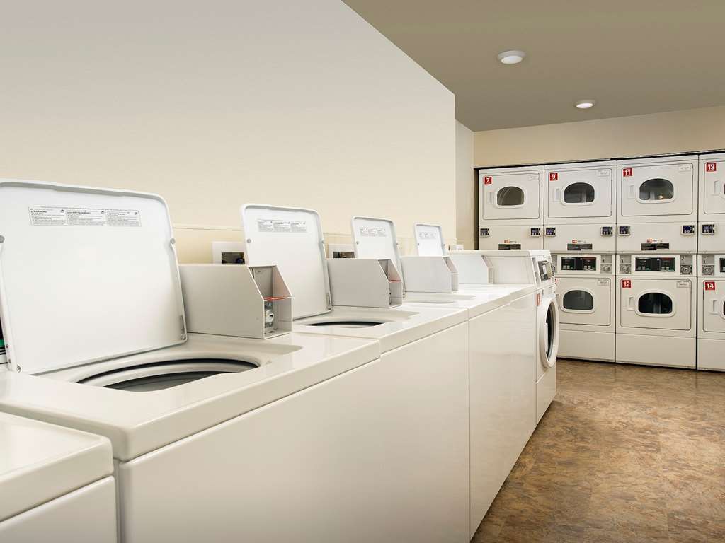 Extended Stay America Select Suites - Wichita - North Bekvämligheter bild