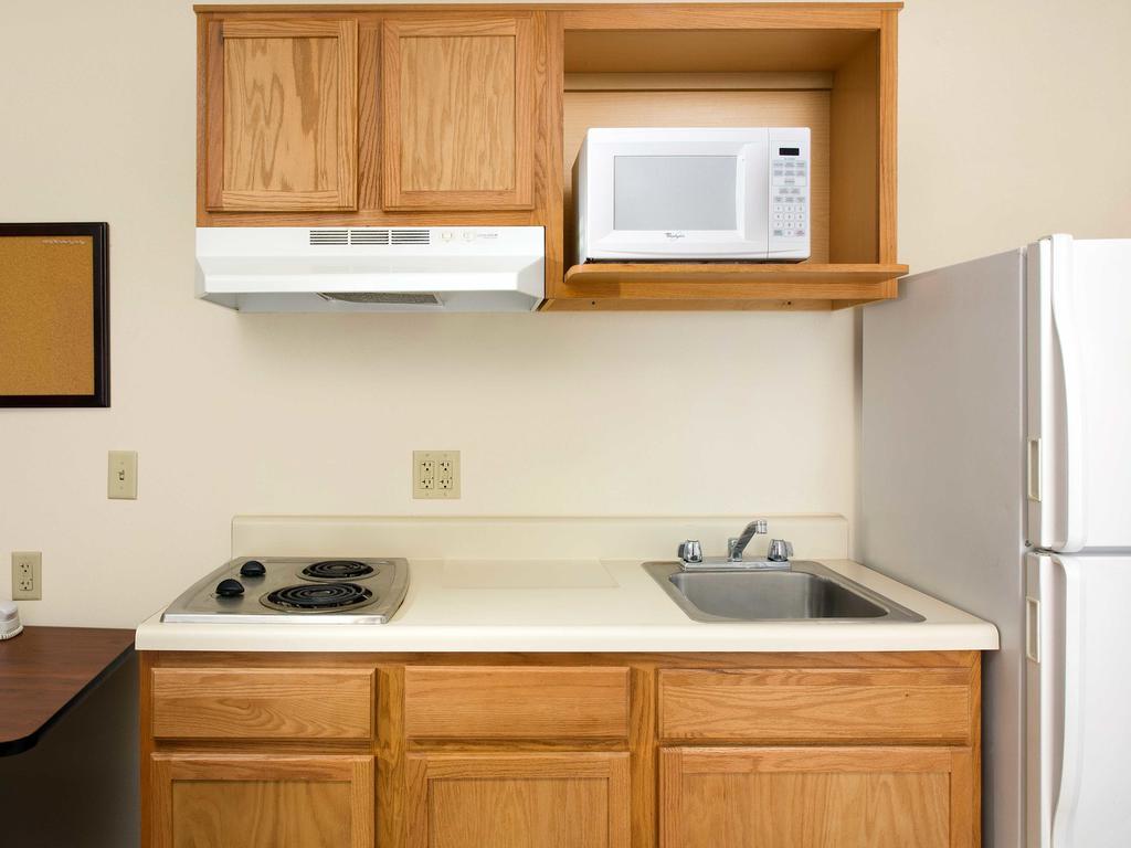 Extended Stay America Select Suites - Wichita - North Exteriör bild
