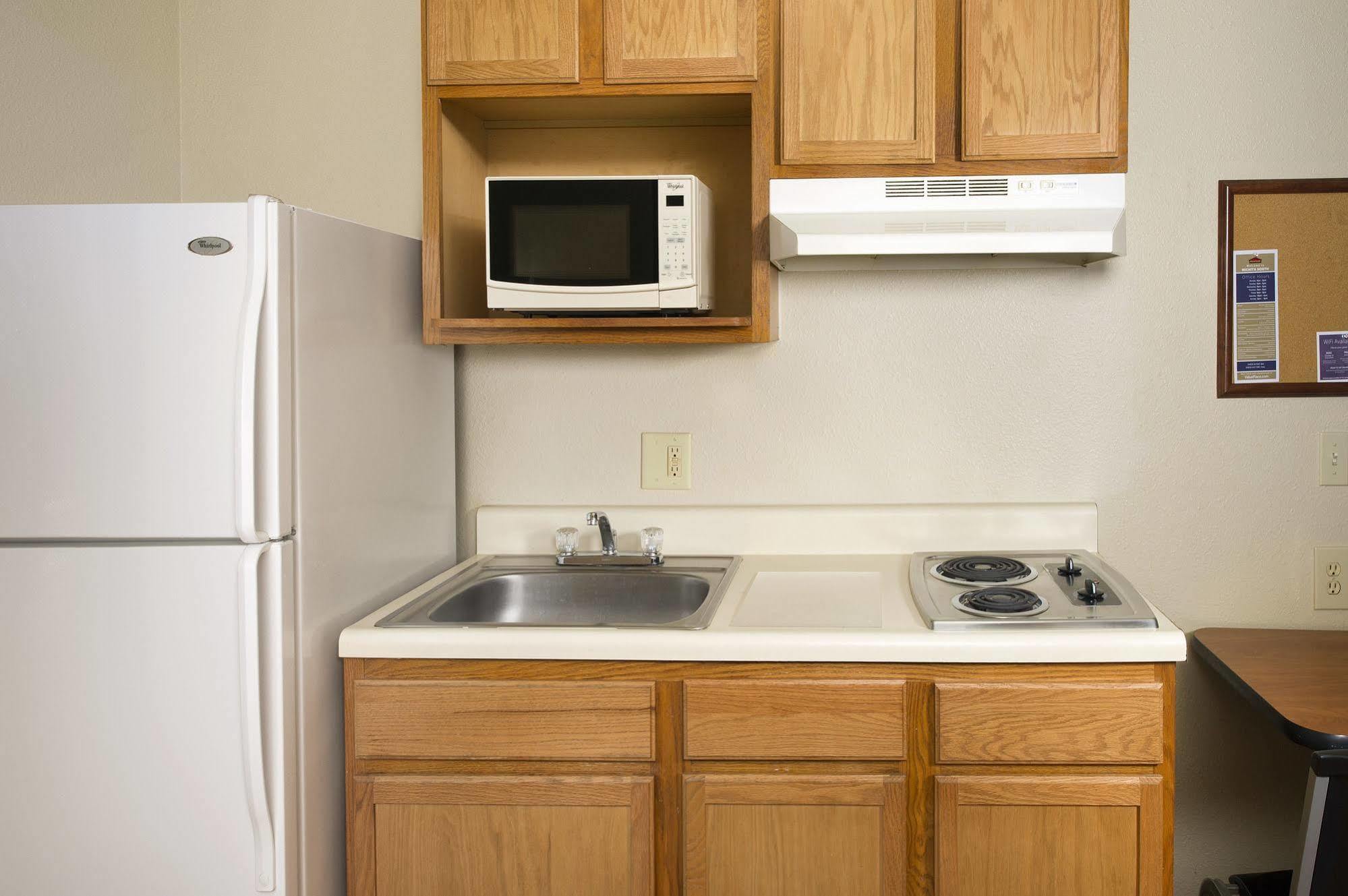 Extended Stay America Select Suites - Wichita - North Exteriör bild